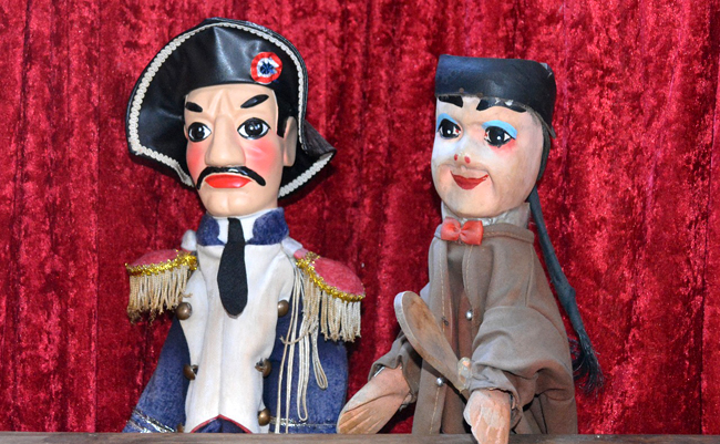 Théâtre de guignol incl. 6 marionnettes à main, théâtre guignol en